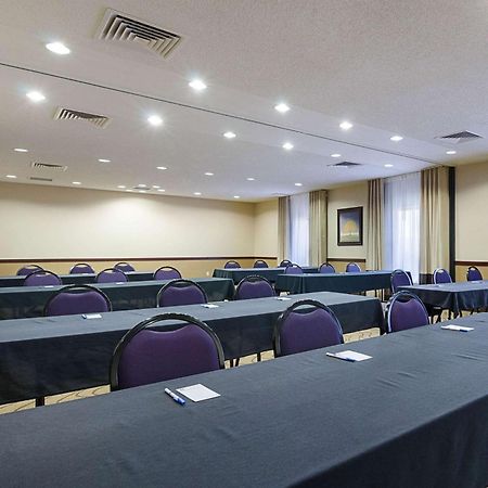 Comfort Inn & Suites Hutchinson Kültér fotó