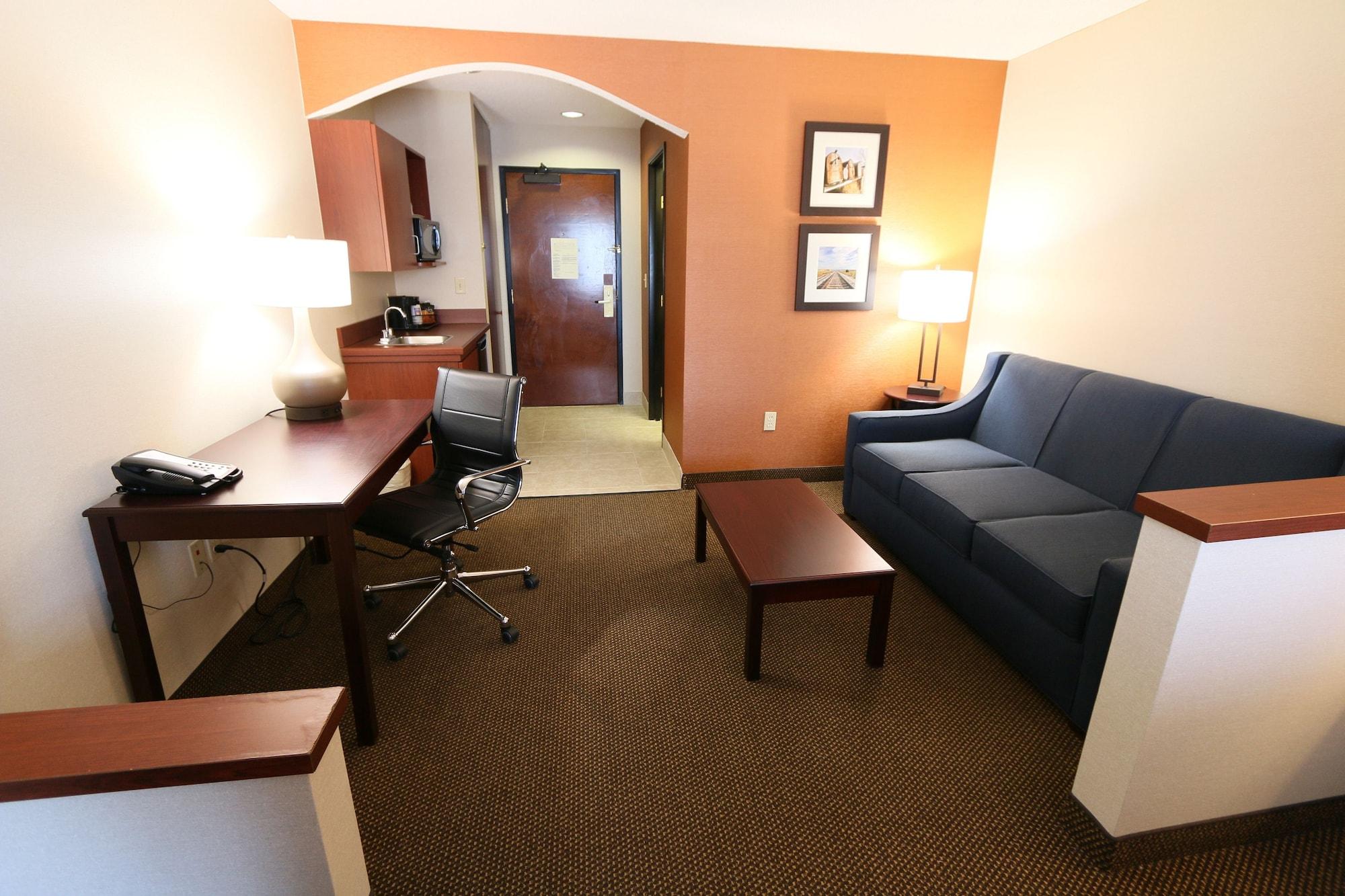 Comfort Inn & Suites Hutchinson Kültér fotó