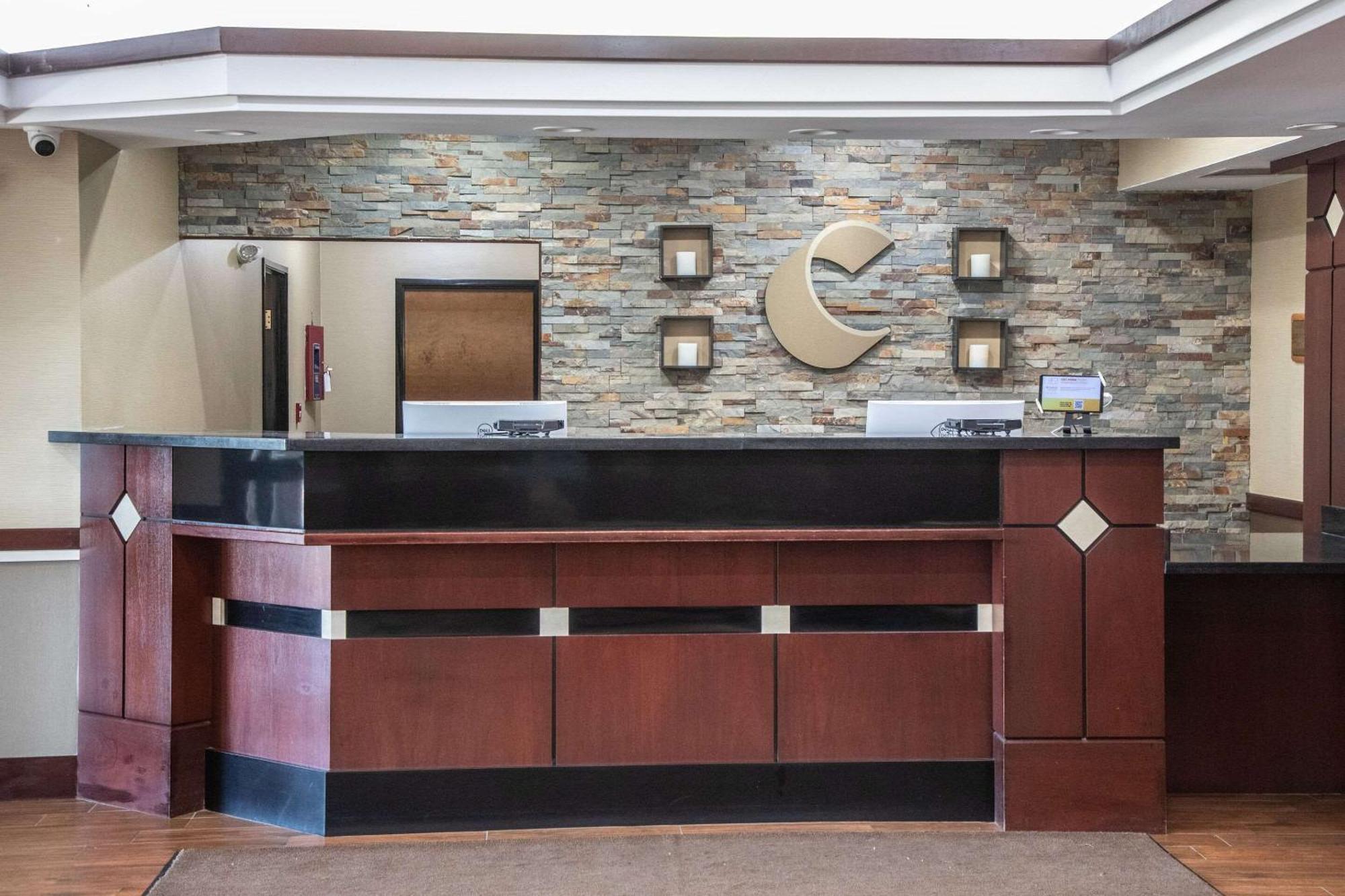 Comfort Inn & Suites Hutchinson Kültér fotó
